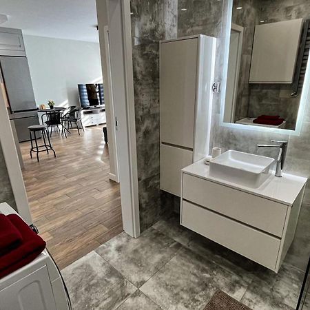 Apartament Lublin Centrum "Singapura Cat" ภายนอก รูปภาพ